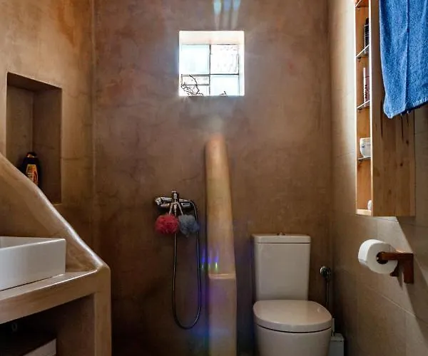 Nina, Dreamy Little Cycladic In Amorgos * Ormósz Ejálisz