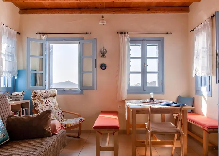 Nina, Dreamy Little Cycladic In Amorgos *